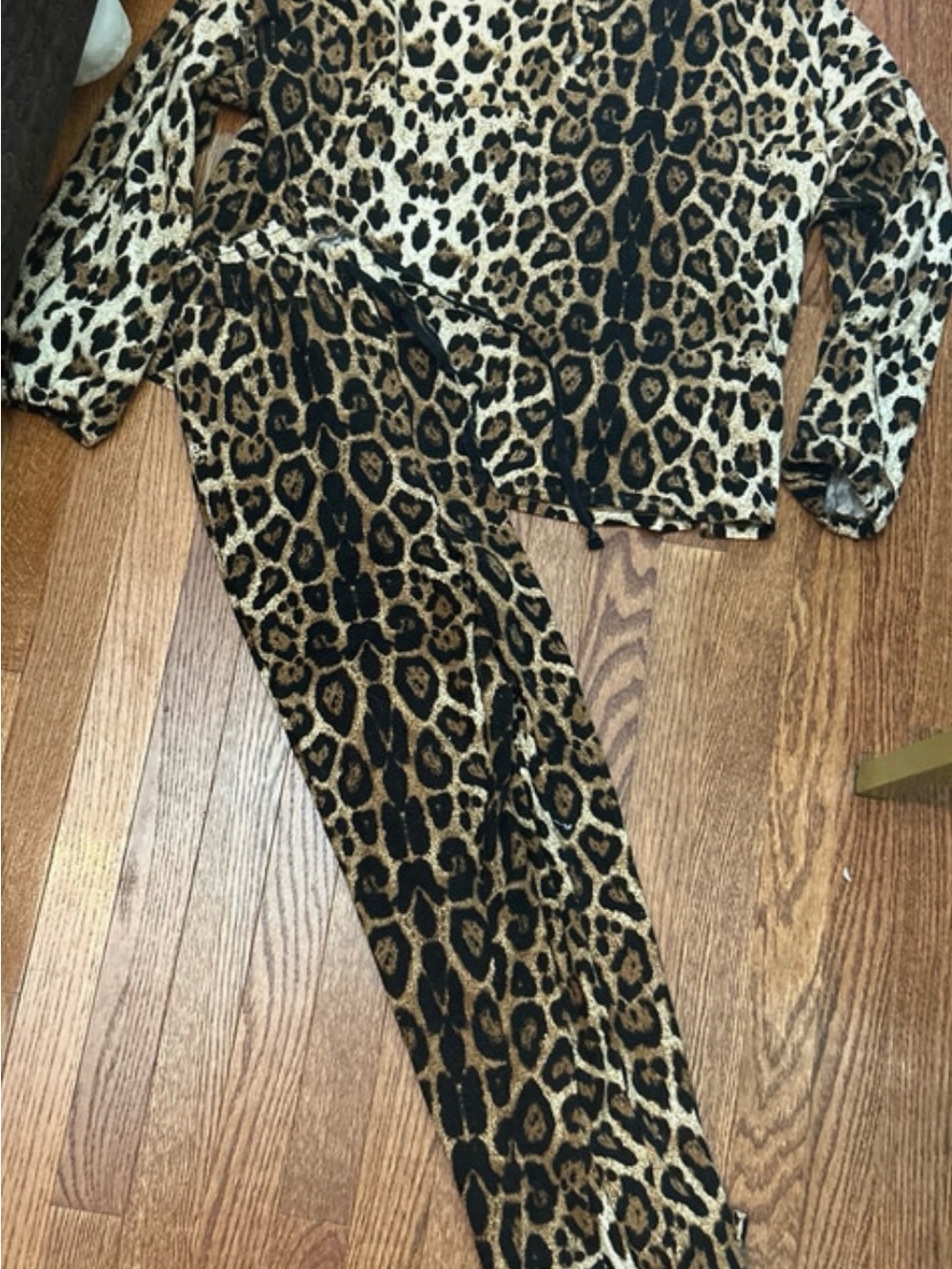 Leopard Print Women's Pajama Set - Black & Brown
